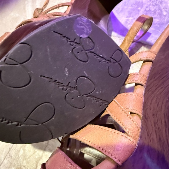 Jessica Simpson Nude Platform Heels Strappy Zip Back Size 6 - Picture 7 of 8